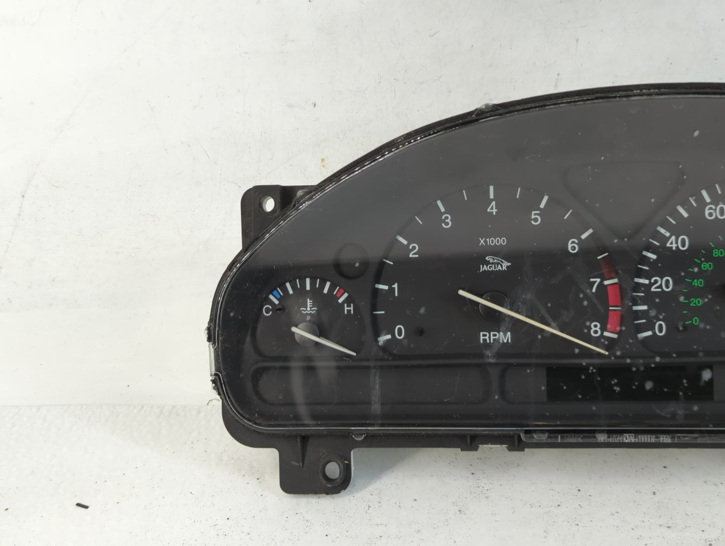 2000-2001 Jaguar S-Type Instrument Cluster Speedometer Gauges P/N:XR8F-10849-BK Fits Fits 2000 2001 OEM Used Auto Parts - Oe