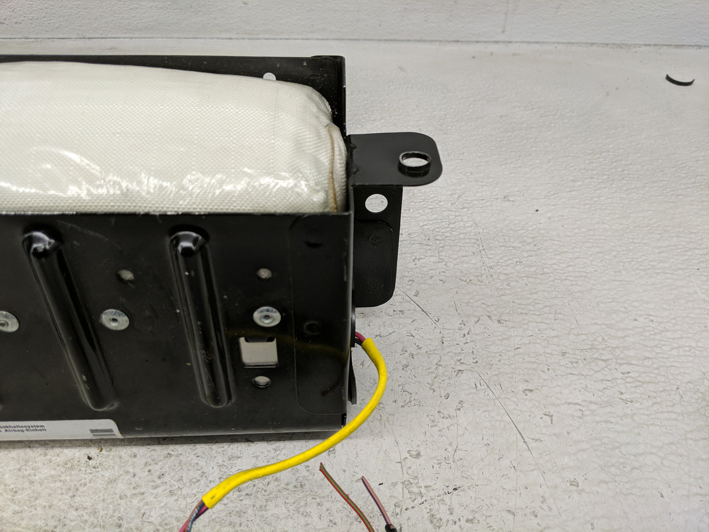 1998-2000 Jaguar Xk8 Air Bag Passenger Right Dashboard OEM P/N:HJB 9670 AA Fits Fits 1998 1999 2000 OEM Used Auto Parts - Oe