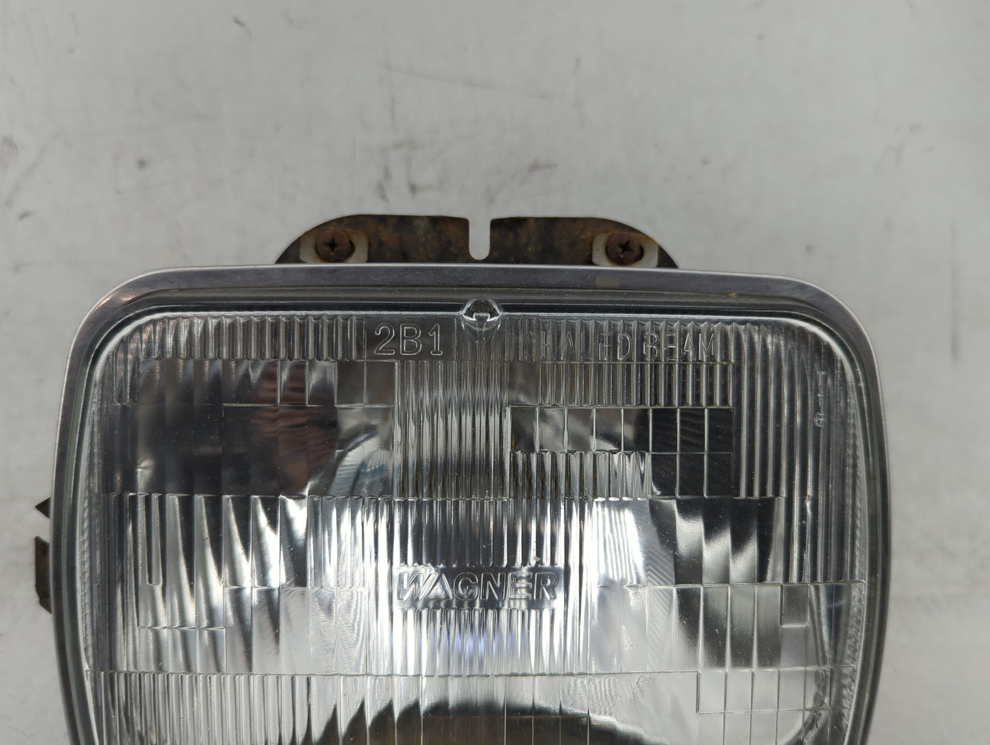 1997-2001 Jeep Cherokee Driver Left Oem Head Light Headlight Lamp - Oemusedautoparts1.com