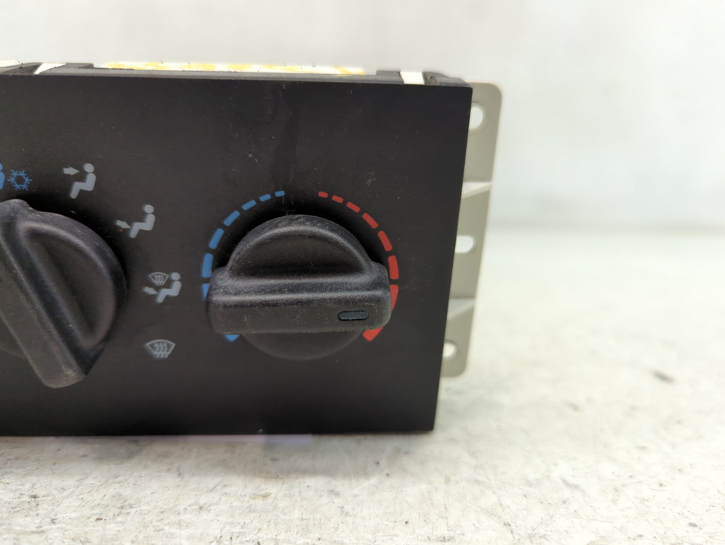 1999-2001 Jeep Cherokee Climate Control Module Temperature AC/Heater Replacement P/N:55036655D Fits Fits 1999 2000 2001 OEM 