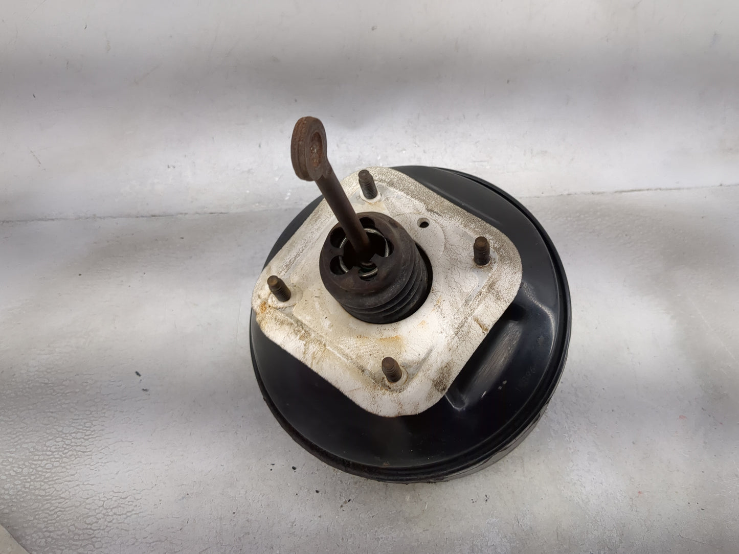1997-2001 Jeep Cherokee Power Brake Booster Oem - Oemusedautoparts1.com