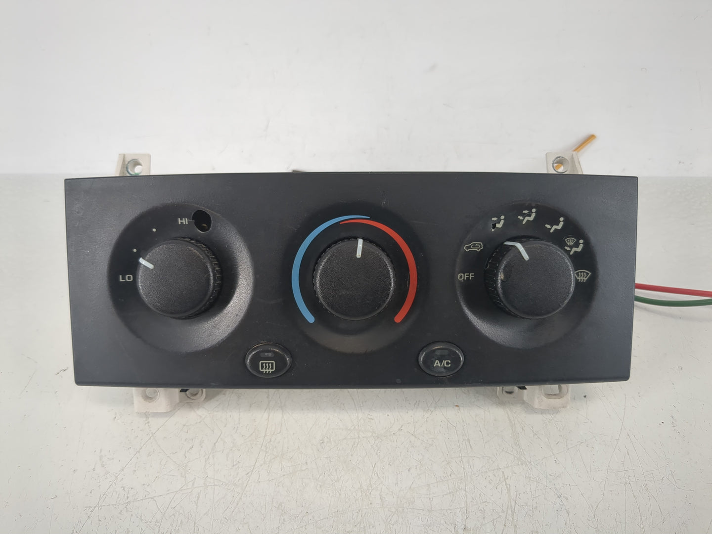 1999-2004 Jeep Grand Cherokee Climate Control Module Temperature AC/Heater Replacement P/N:P55115904AC 12222820 Fits OEM Use