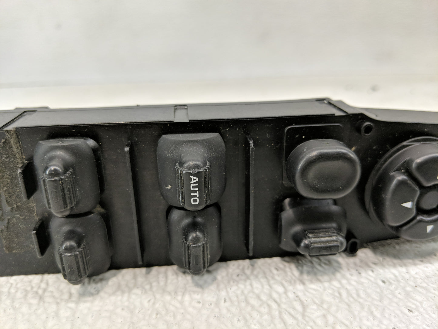 1999-2004 Jeep Grand Cherokee Master Power Window Switch Replacement Driver Side Left P/N:2439B Fits OEM Used Auto Parts - O