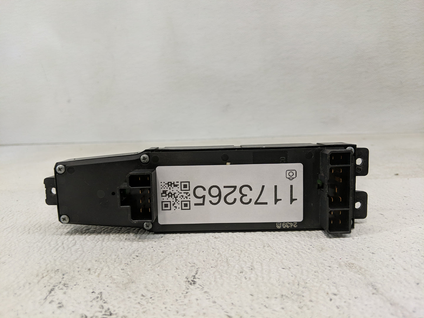 1999-2004 Jeep Grand Cherokee Master Power Window Switch Replacement Driver Side Left P/N:2439B Fits OEM Used Auto Parts - O