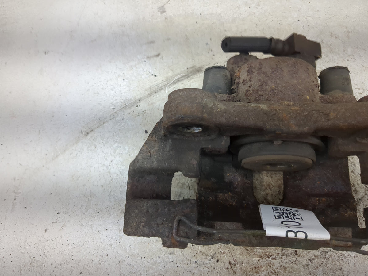 1999-2004 Jeep Grand Cherokee Rear Driver Left Brake Caliper 1510310 - Oemusedautoparts1.com