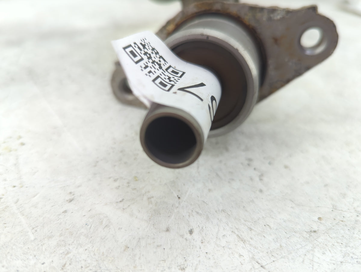1999-2004 Jeep Grand Cherokee Brake Master Cylinder 1516067 - Oemusedautoparts1.com