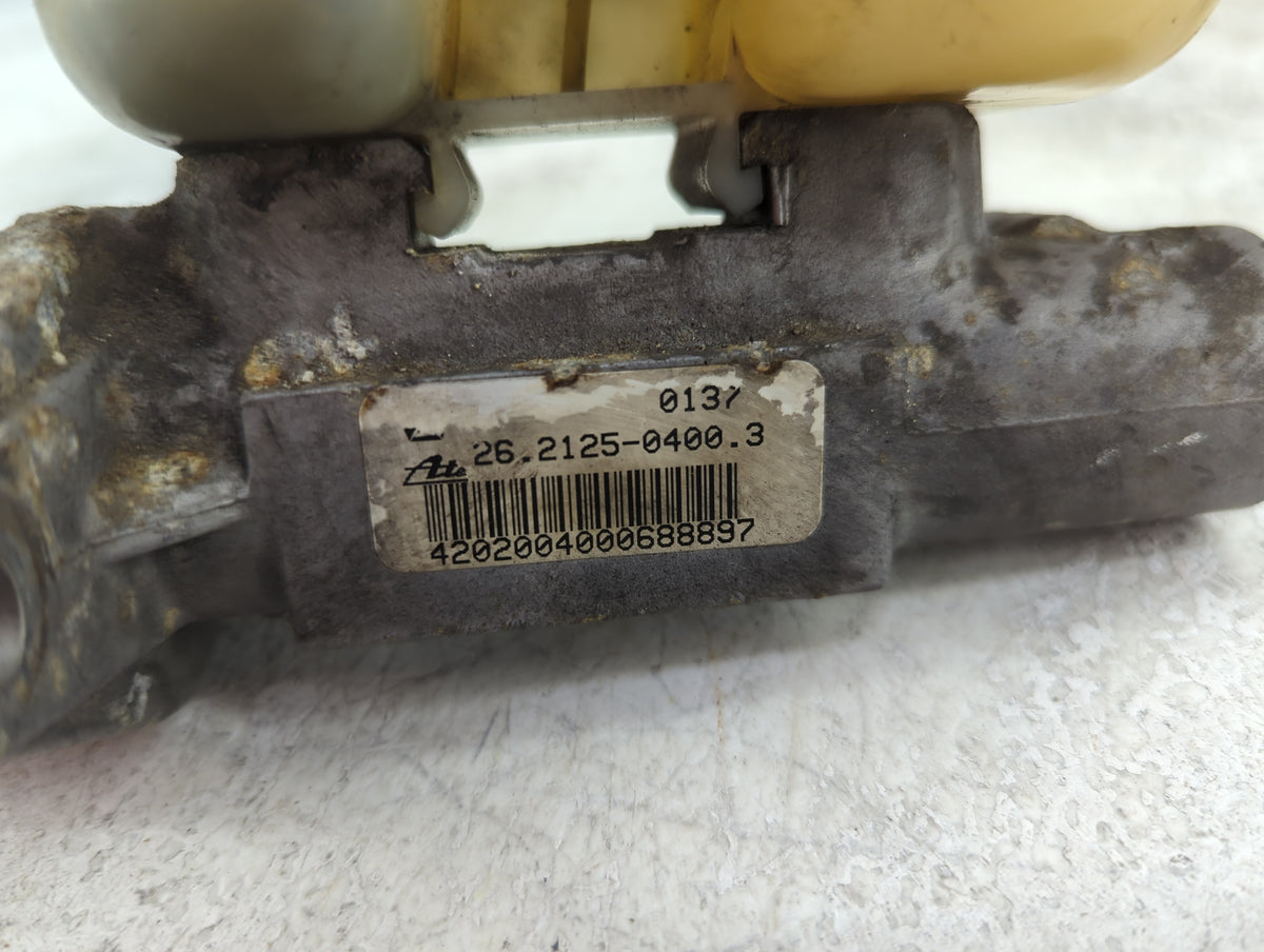 1999-2004 Jeep Grand Cherokee Brake Master Cylinder 1516067 - Oemusedautoparts1.com