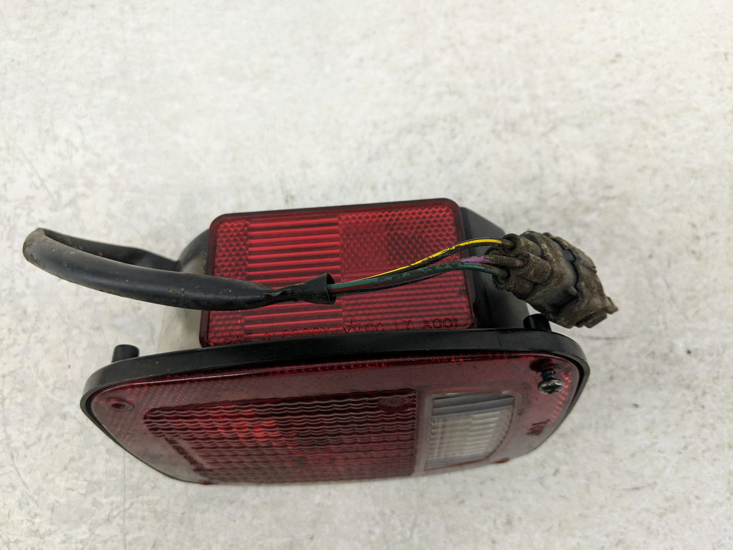 2000 Jeep Wrangler Tail Light Assembly Driver Left OEM P/N:56018649 Fits OEM Used Auto Parts - Oemusedautoparts1.com
