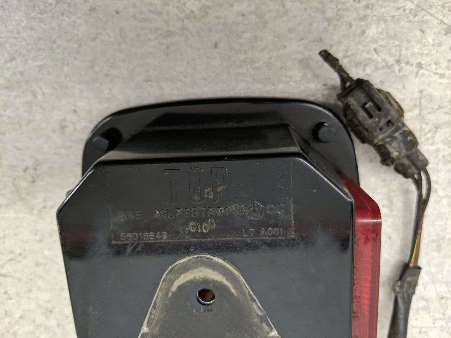 2000 Jeep Wrangler Tail Light Assembly Driver Left OEM P/N:56018649 Fits OEM Used Auto Parts - Oemusedautoparts1.com