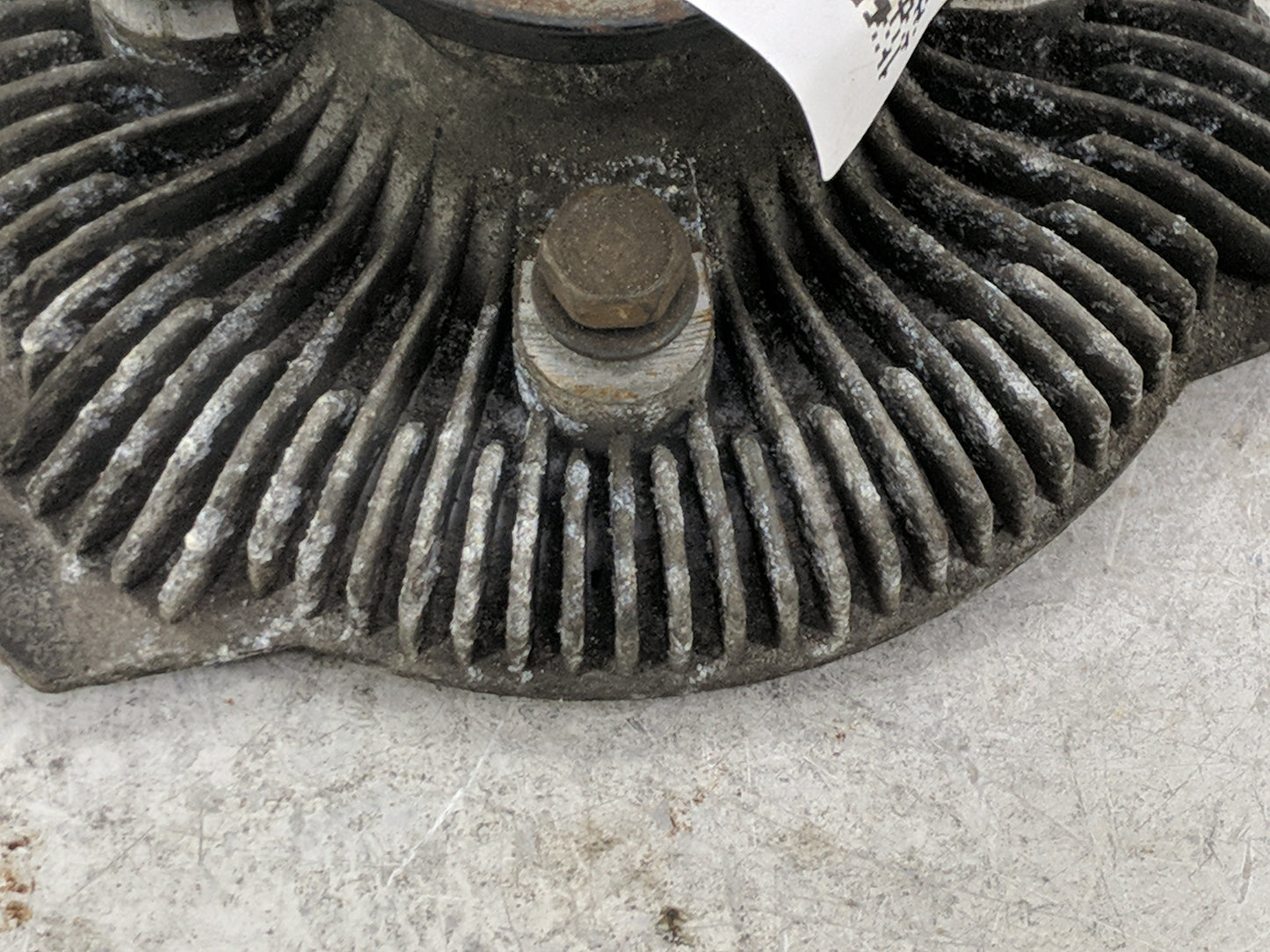 1997-2004 Jeep Wrangler Radiator Cooling Fan Clutch - Oemusedautoparts1.com