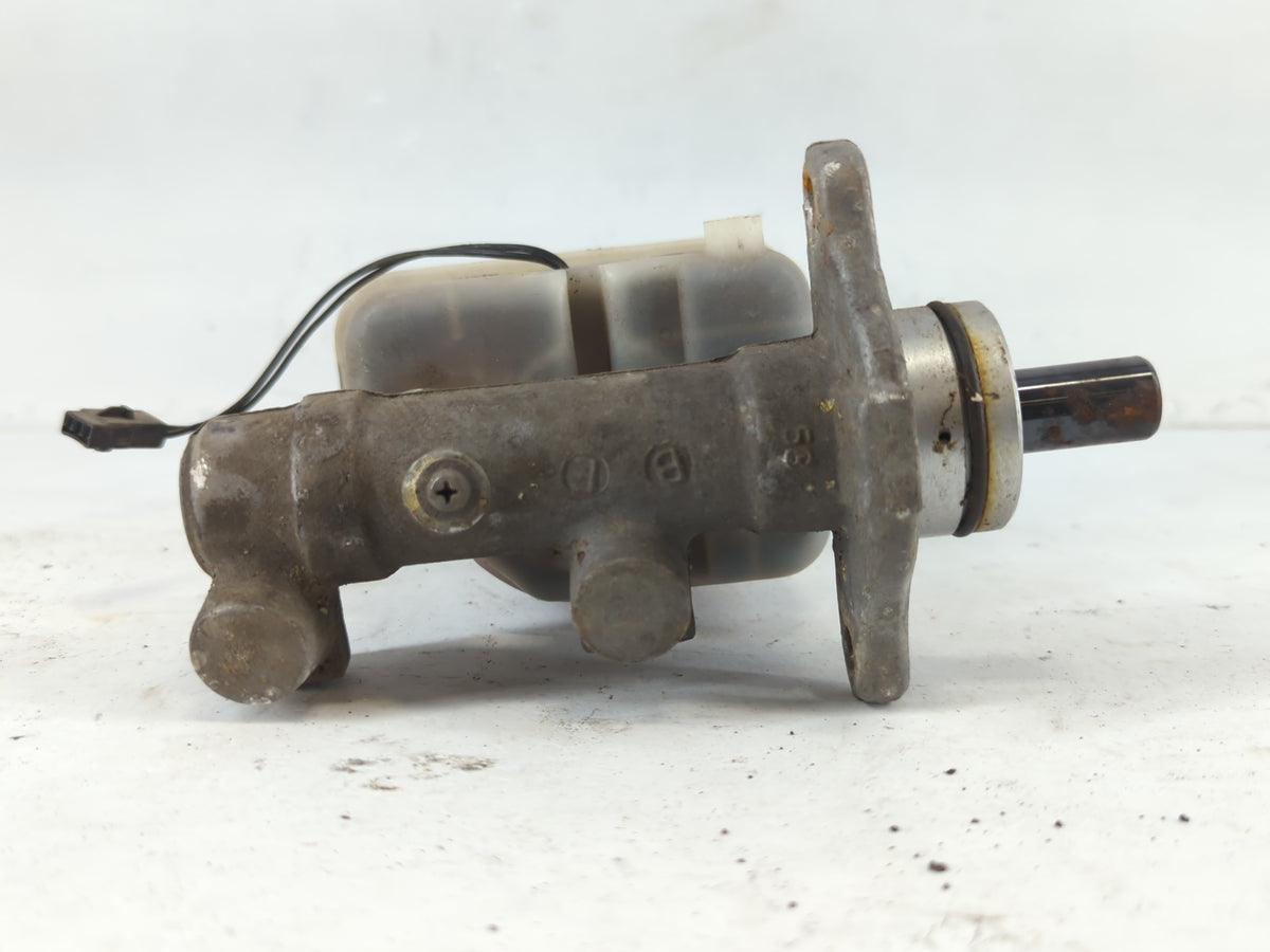 2000-2000 Kia Spectra Brake Master Cylinder - Oemusedautoparts1.com