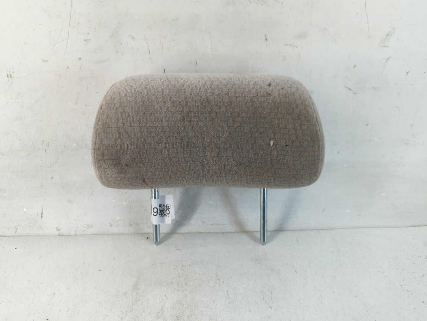 2000-2004 Kia Spectra Headrest Head Rest Rear Seat Fits Fits 2000 2001 2002 2003 2004 OEM Used Auto Parts - Oemusedautoparts