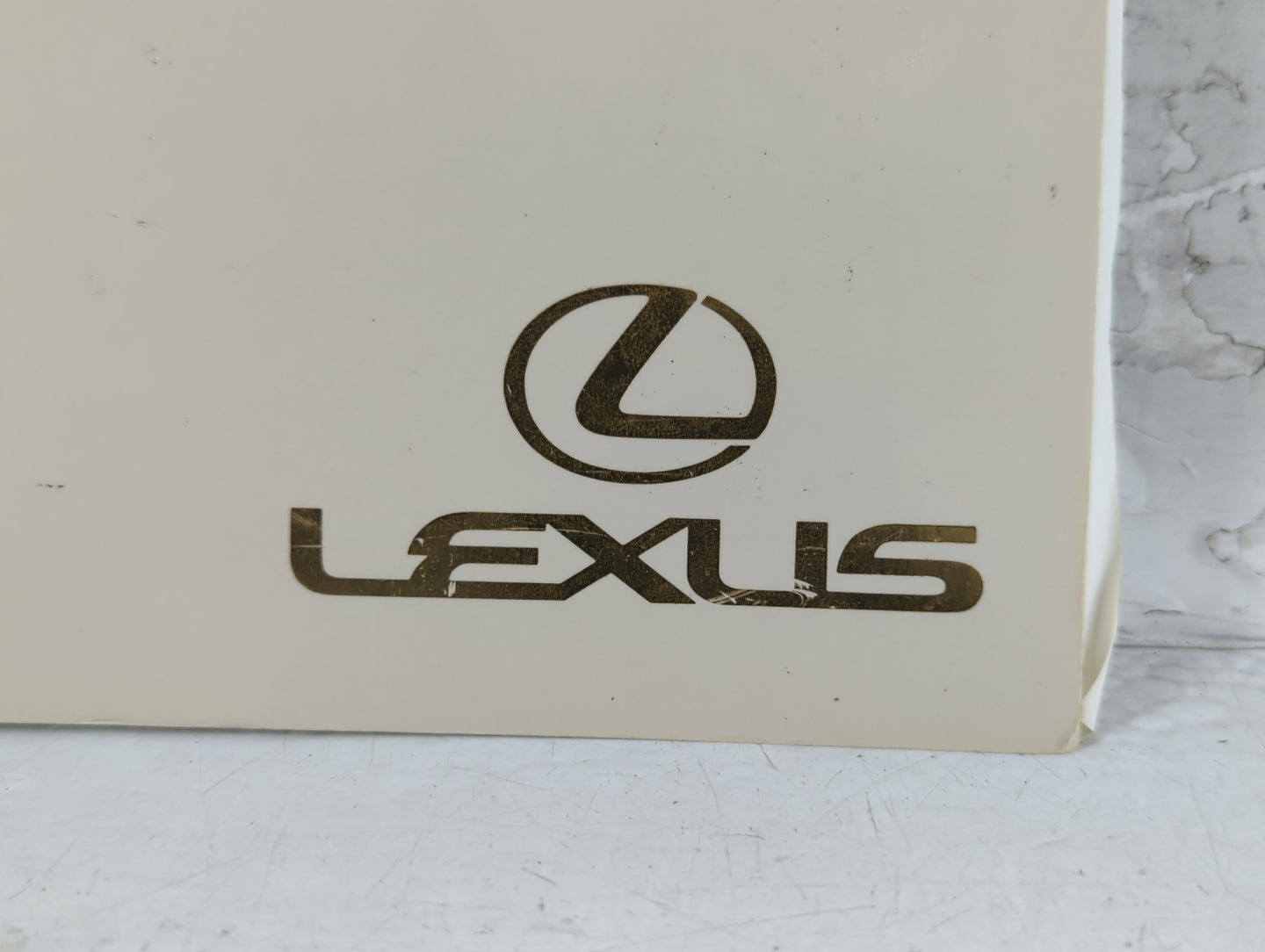 2000 Lexus Es300 Owners Manual Book Guide P/N:01999-33515 OEM Used Auto Parts - Oemusedautoparts1.com