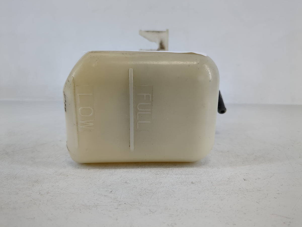1997-2001 Lexus Es300 Radiator Coolant Overflow Expansion Tank Bottle 1166771 - Oemusedautoparts1.com