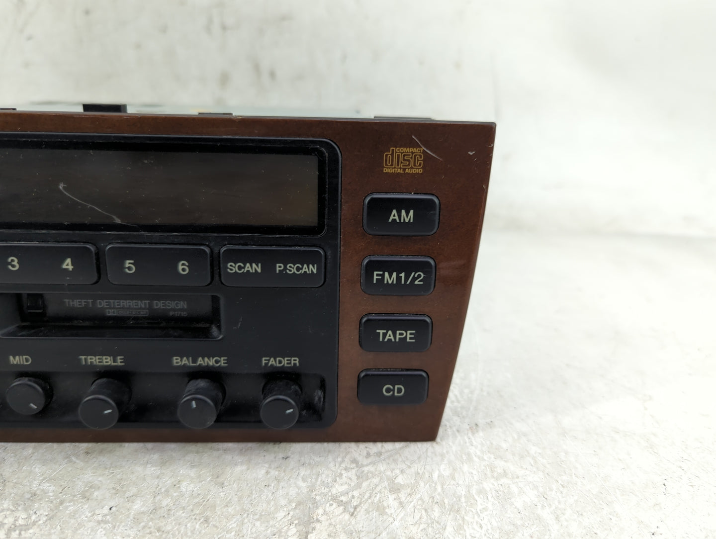 2000-2001 Lexus Es300 Radio AM FM Cd Player Receiver Replacement P/N:86120-33320 Fits Fits 2000 2001 OEM Used Auto Parts - O