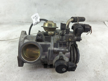 1999-2001 Lexus Es300 Throttle Body P/N:39452-33040 Fits Fits 1999 2000 2001 OEM Used Auto Parts - Oemusedautoparts1.com
