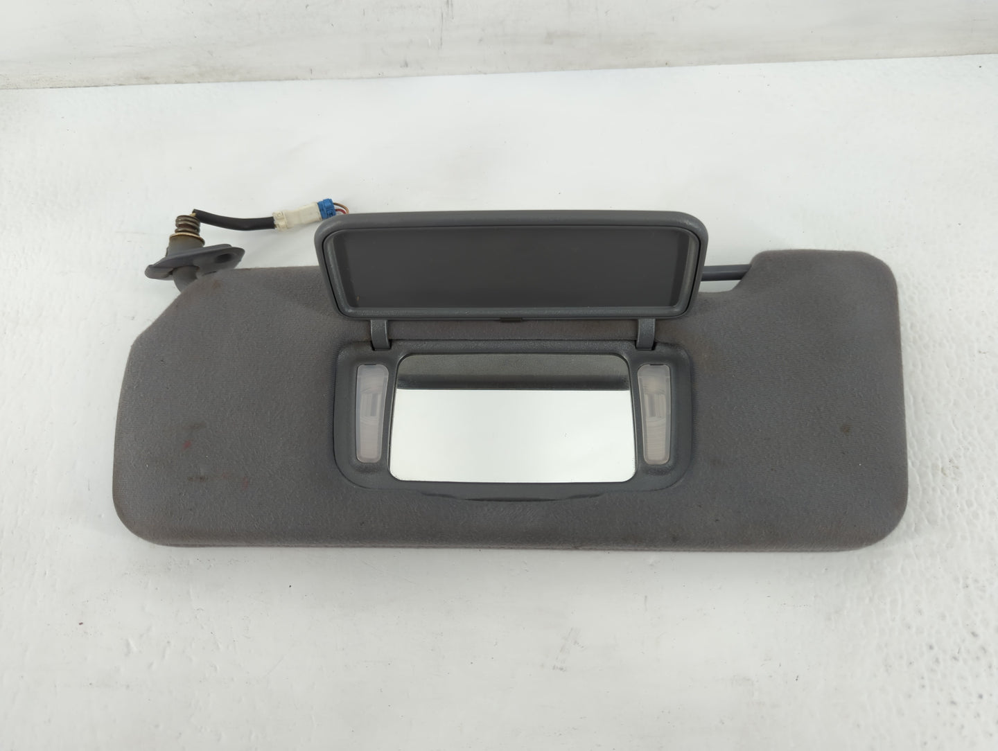 2000-2001 Lexus Es300 Sun Visor Shade Replacement Driver Left Mirror Fits Fits 2000 2001 OEM Used Auto Parts - Oemusedautopa