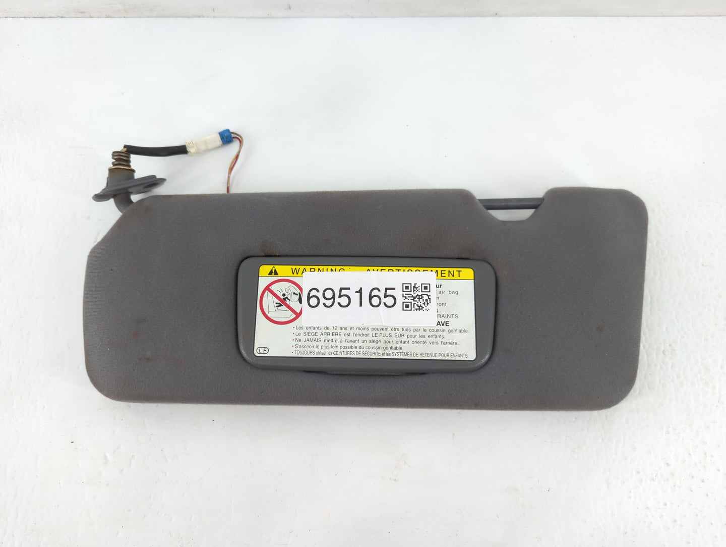 2000-2001 Lexus Es300 Sun Visor Shade Replacement Driver Left Mirror Fits Fits 2000 2001 OEM Used Auto Parts - Oemusedautopa