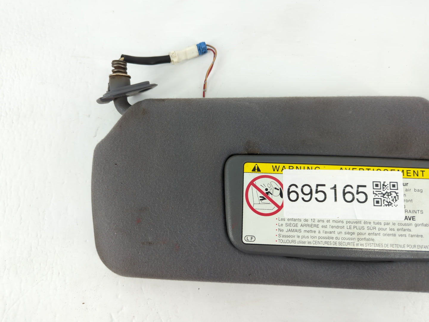 2000-2001 Lexus Es300 Sun Visor Shade Replacement Driver Left Mirror Fits Fits 2000 2001 OEM Used Auto Parts - Oemusedautopa