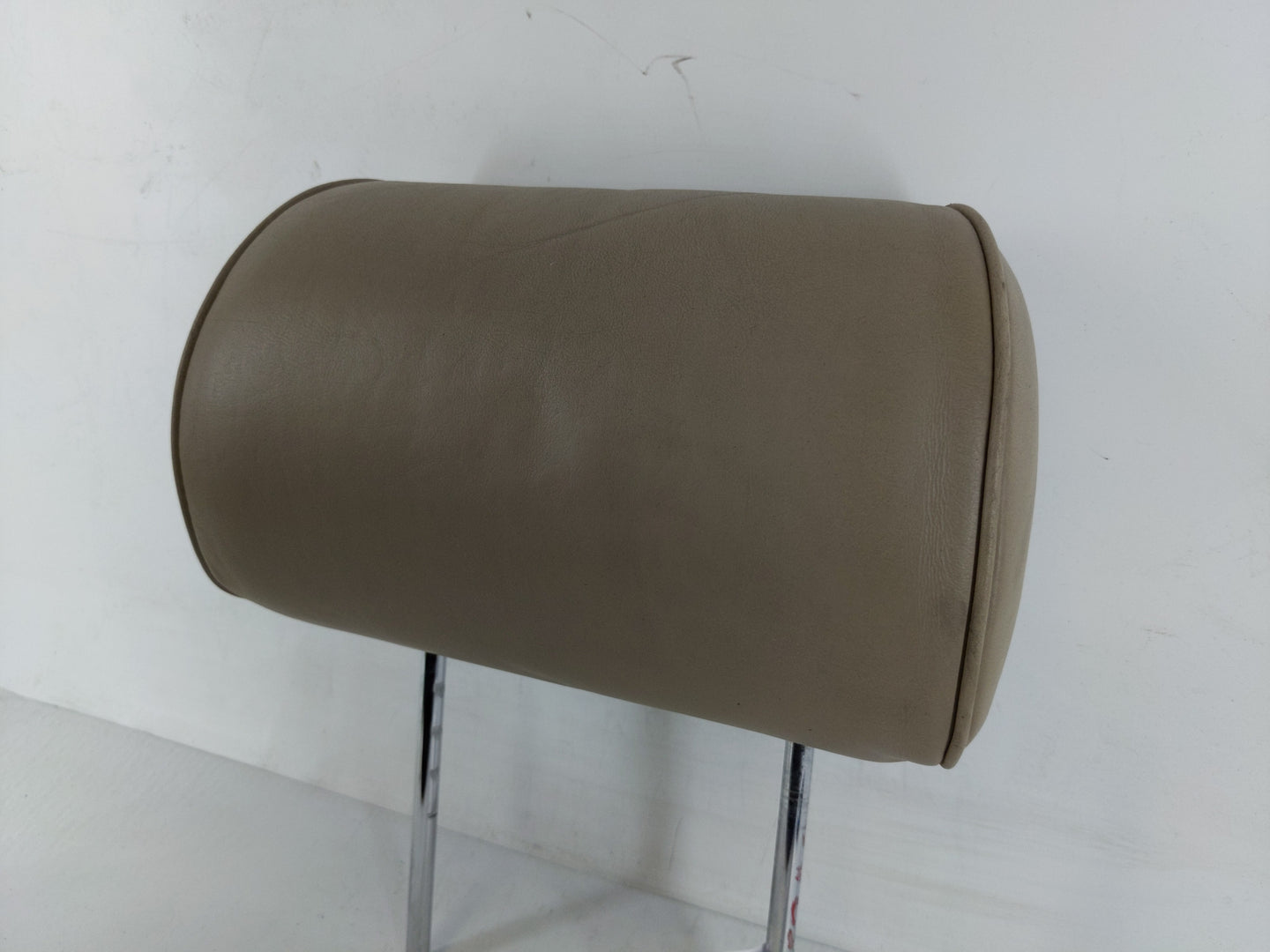 2000 Lexus Gs300 Headrest Head Rest Front Driver Passenger Seat Fits OEM Used Auto Parts - Oemusedautoparts1.com