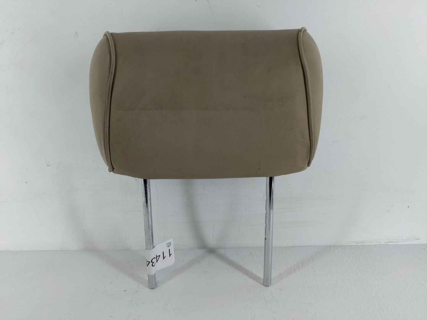 2000 Lexus Gs300 Headrest Head Rest Front Driver Passenger Seat Fits OEM Used Auto Parts - Oemusedautoparts1.com