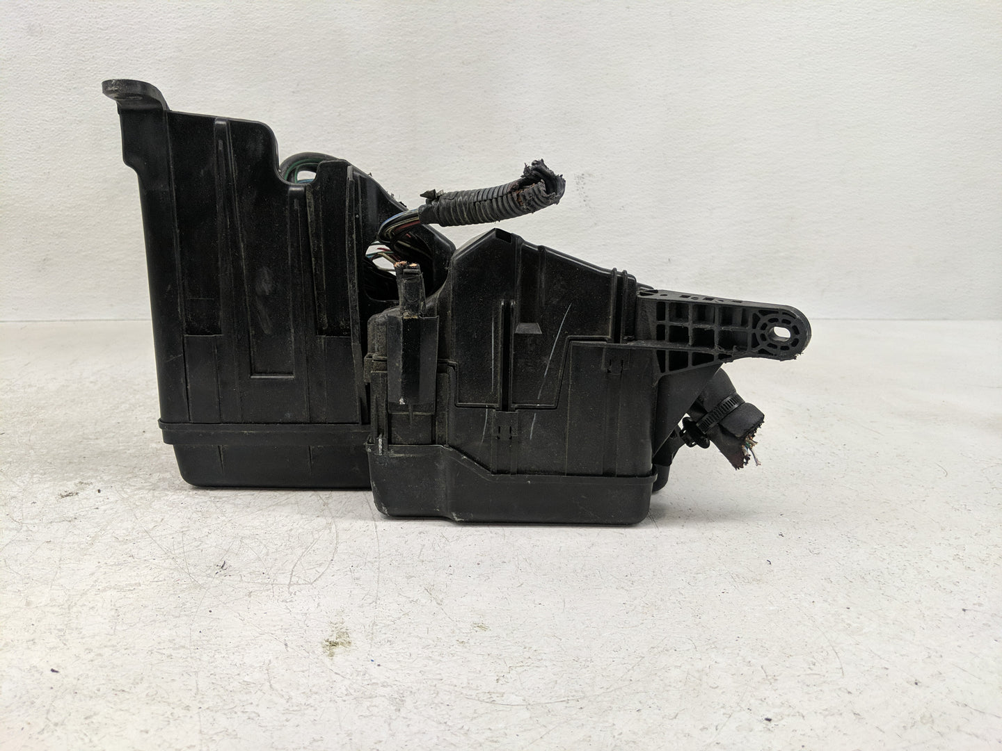 1998-2001 Lexus Gs300 Fusebox Fuse Box Panel Relay Module P/N:3137>PP-T10<XA1 Fits Fits 1998 1999 2000 2001 OEM Used Auto Pa