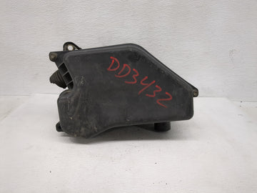 2000 Lexus Is300 Fusebox Fuse Box Panel Relay Module P/N:8270330010 Fits OEM Used Auto Parts - Oemusedautoparts1.com