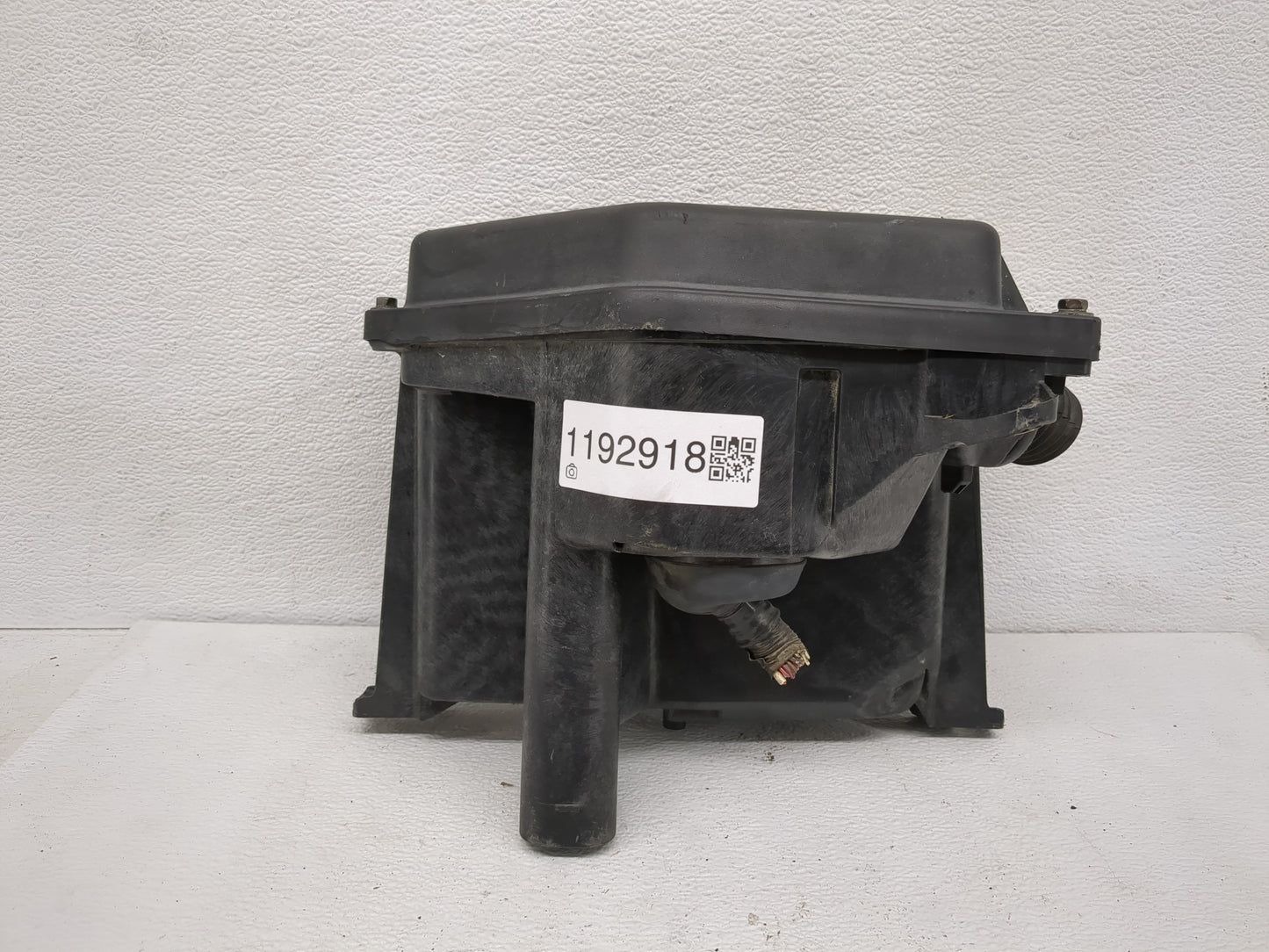 2000 Lexus Is300 Fusebox Fuse Box Panel Relay Module P/N:8270330010 Fits OEM Used Auto Parts - Oemusedautoparts1.com