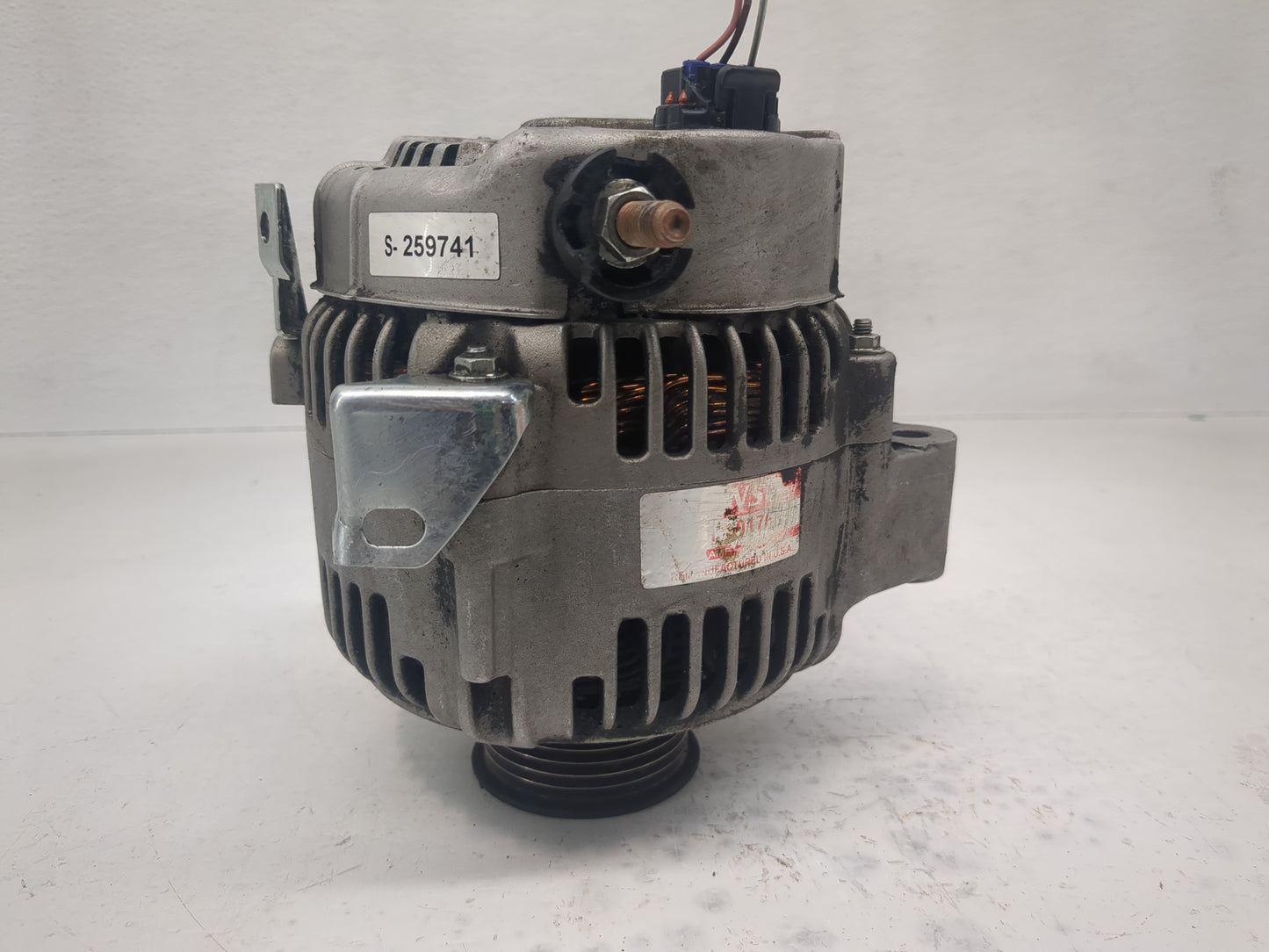 1998-2000 Lexus Ls400 Alternator Replacement Generator Charging Assembly Engine OEM P/N:213-9485 22297 273 Fits OEM Used Aut