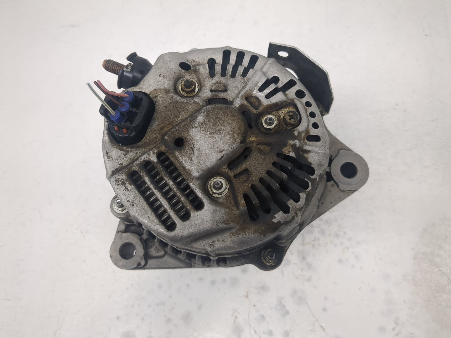 1998-2000 Lexus Ls400 Alternator Replacement Generator Charging Assembly Engine OEM P/N:213-9485 22297 273 Fits OEM Used Aut