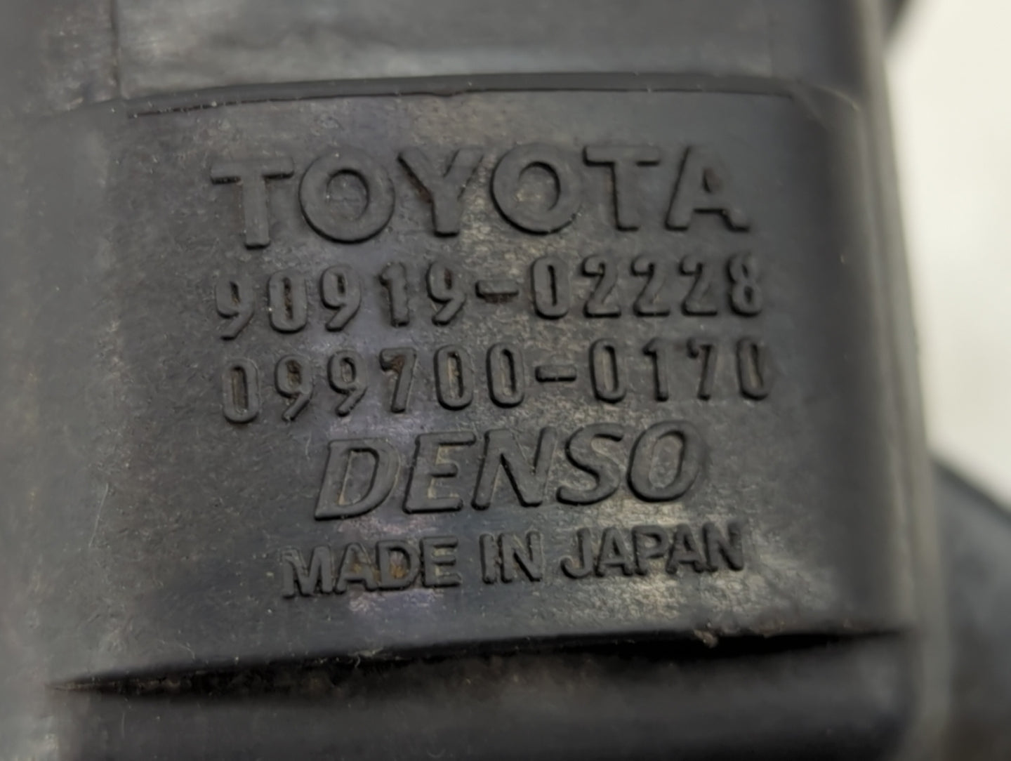 1998-2000 Lexus Ls400 Ignition Coil Igniter Pack - Oemusedautoparts1.com