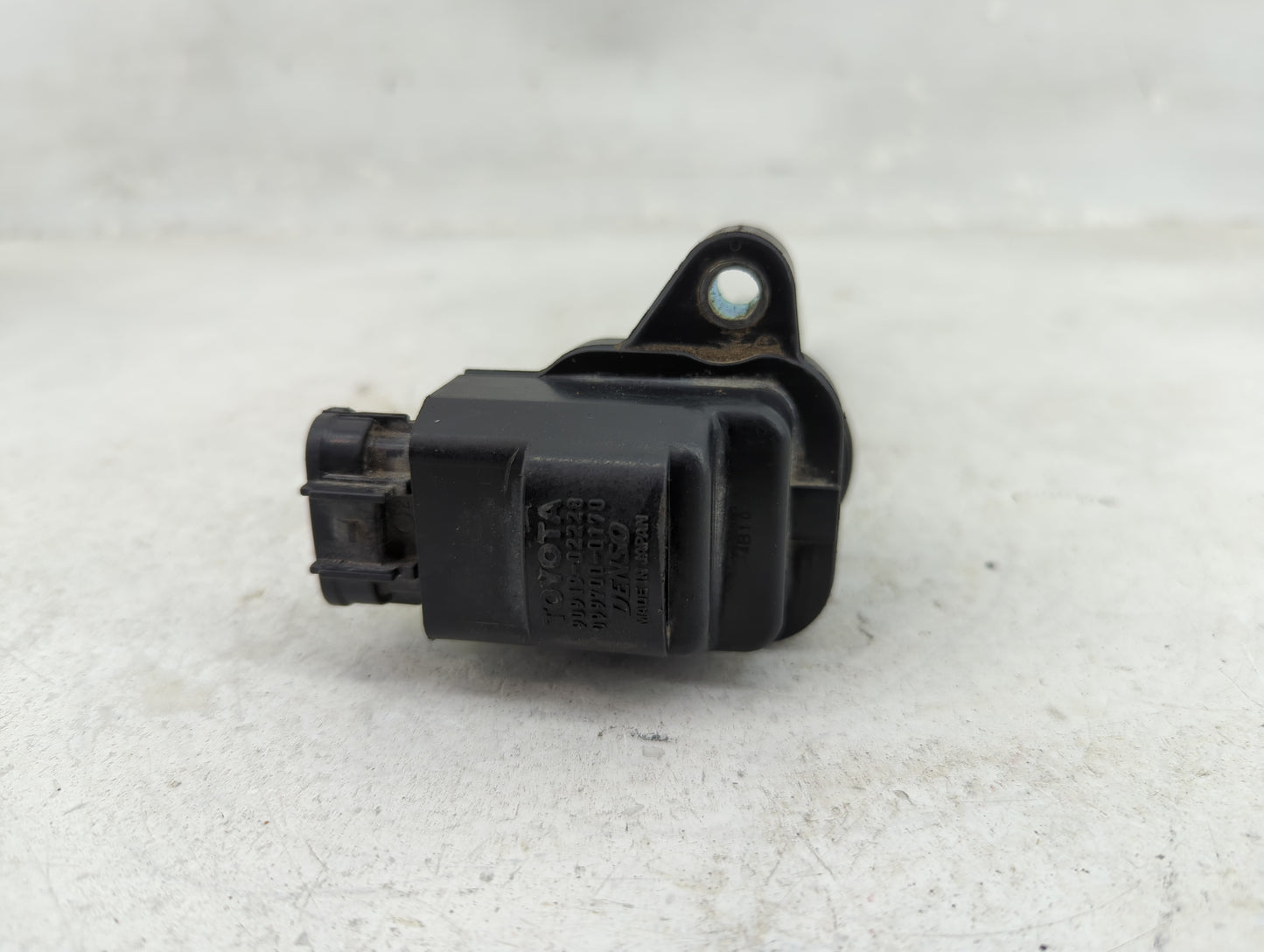 1998-2000 Lexus Ls400 Ignition Coil Igniter Pack - Oemusedautoparts1.com