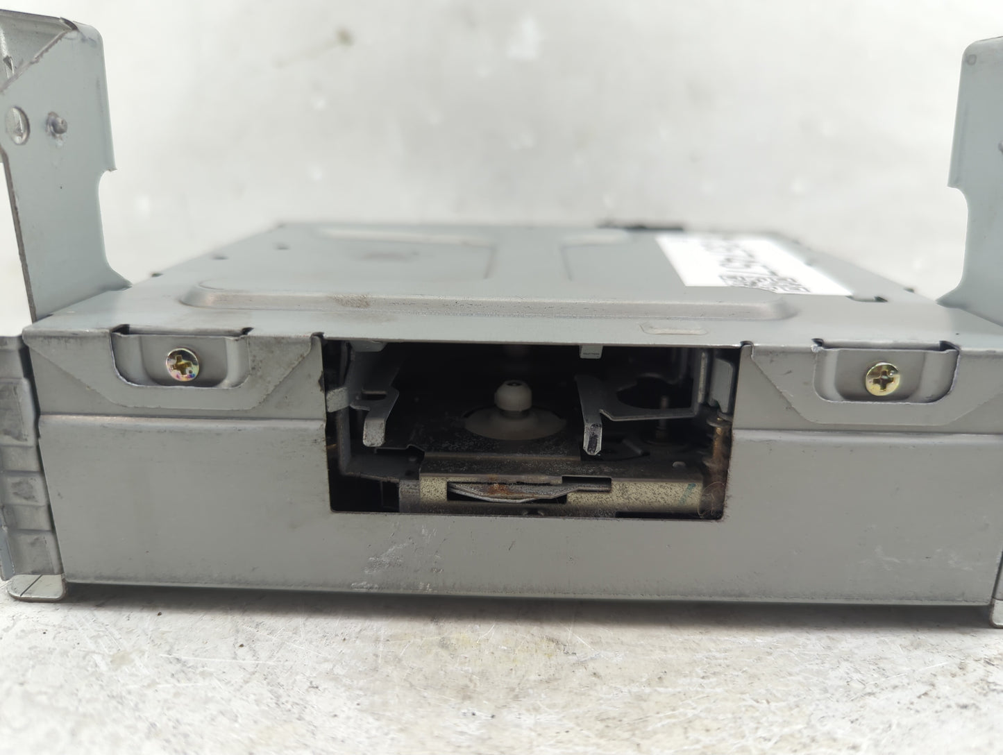 2000 Lexus Rx300 Radio AM FM Cd Player Receiver Replacement P/N:86120-48050 86110-48030 Fits OEM Used Auto Parts - Oemusedau