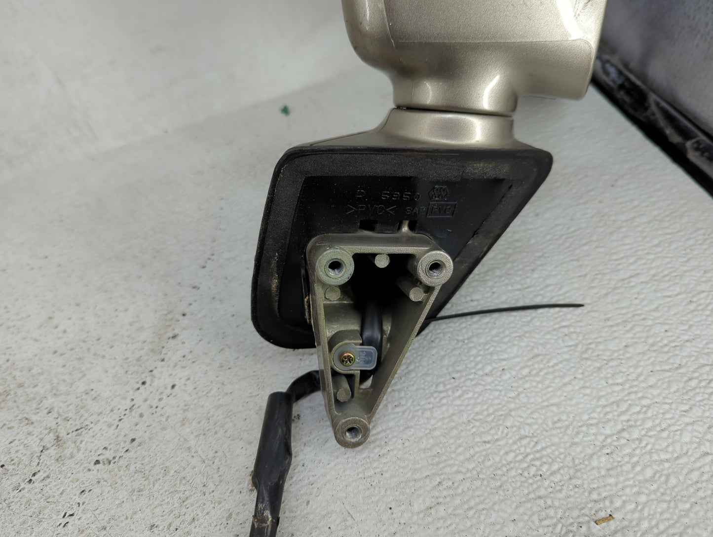 2000 Lexus Rx300 Passenger Side View Mirror - Right Door Mirror OEM Used - Oemusedautoparts1.com