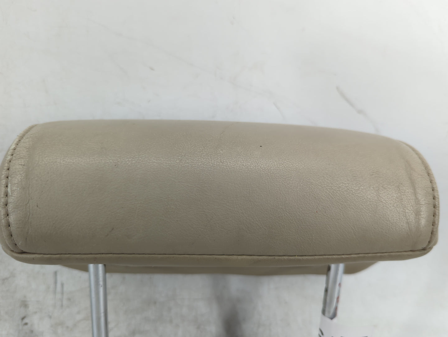 1999-2000 Lexus Rx300 Headrest Head Rest Front Driver Seat Beige - Oemusedautoparts1.com