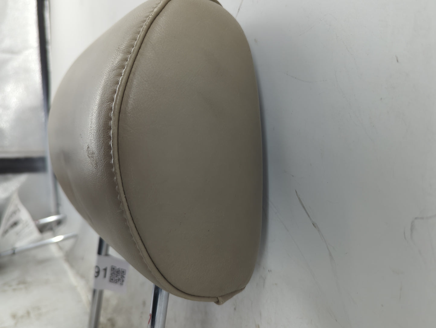 1999-2000 Lexus Rx300 Headrest Head Rest Front Driver Seat Beige - Oemusedautoparts1.com