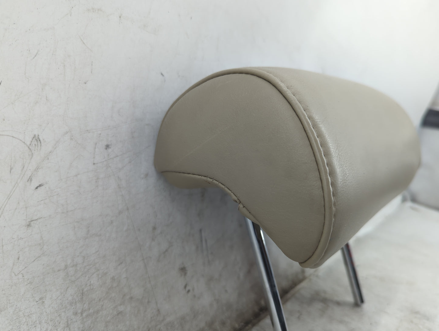 1999-2000 Lexus Rx300 Headrest Head Rest Front Driver Seat Tan - Oemusedautoparts1.com