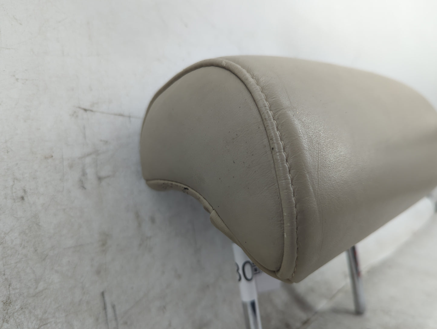 2000 Lexus Rx300 Headrest Head Rest Rear Center Seat Fits OEM Used Auto Parts - Oemusedautoparts1.com