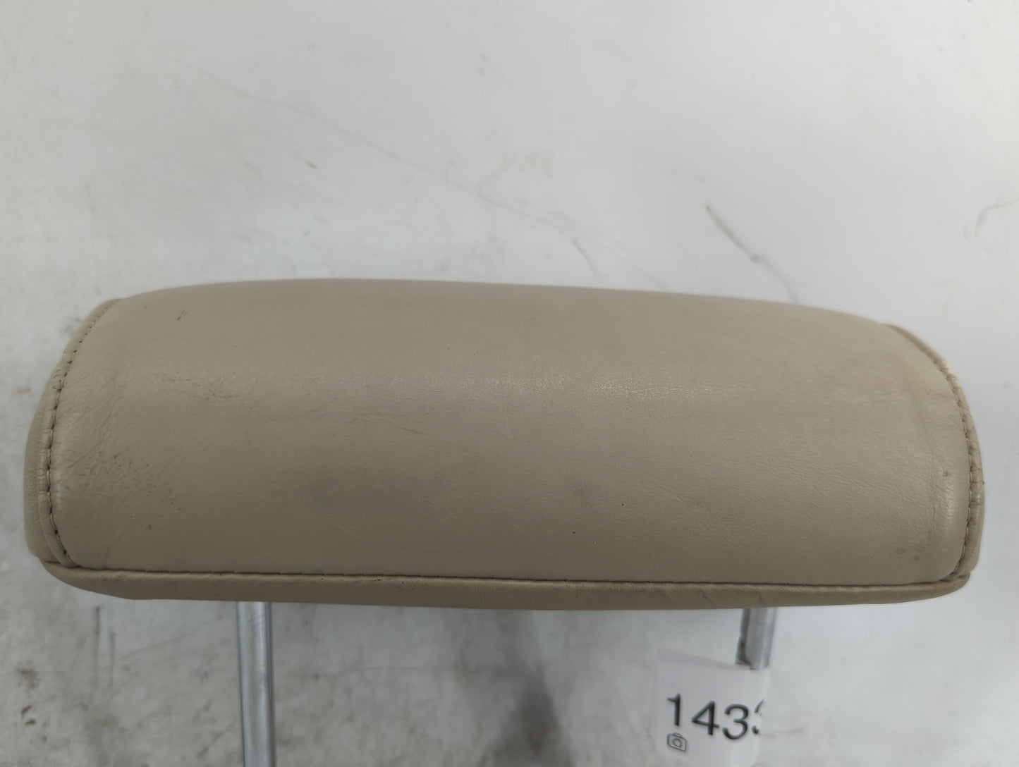 2000 Lexus Rx300 Headrest Head Rest Rear Center Seat Fits OEM Used Auto Parts - Oemusedautoparts1.com
