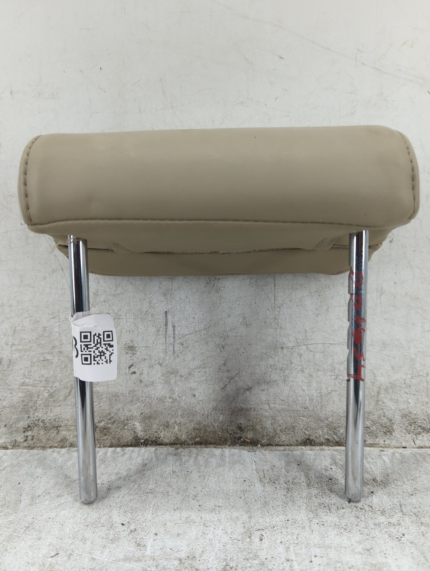 1999-2000 Lexus Rx300 Headrest Head Rest Rear Center Seat Fits Fits 1999 2000 OEM Used Auto Parts - Oemusedautoparts1.com