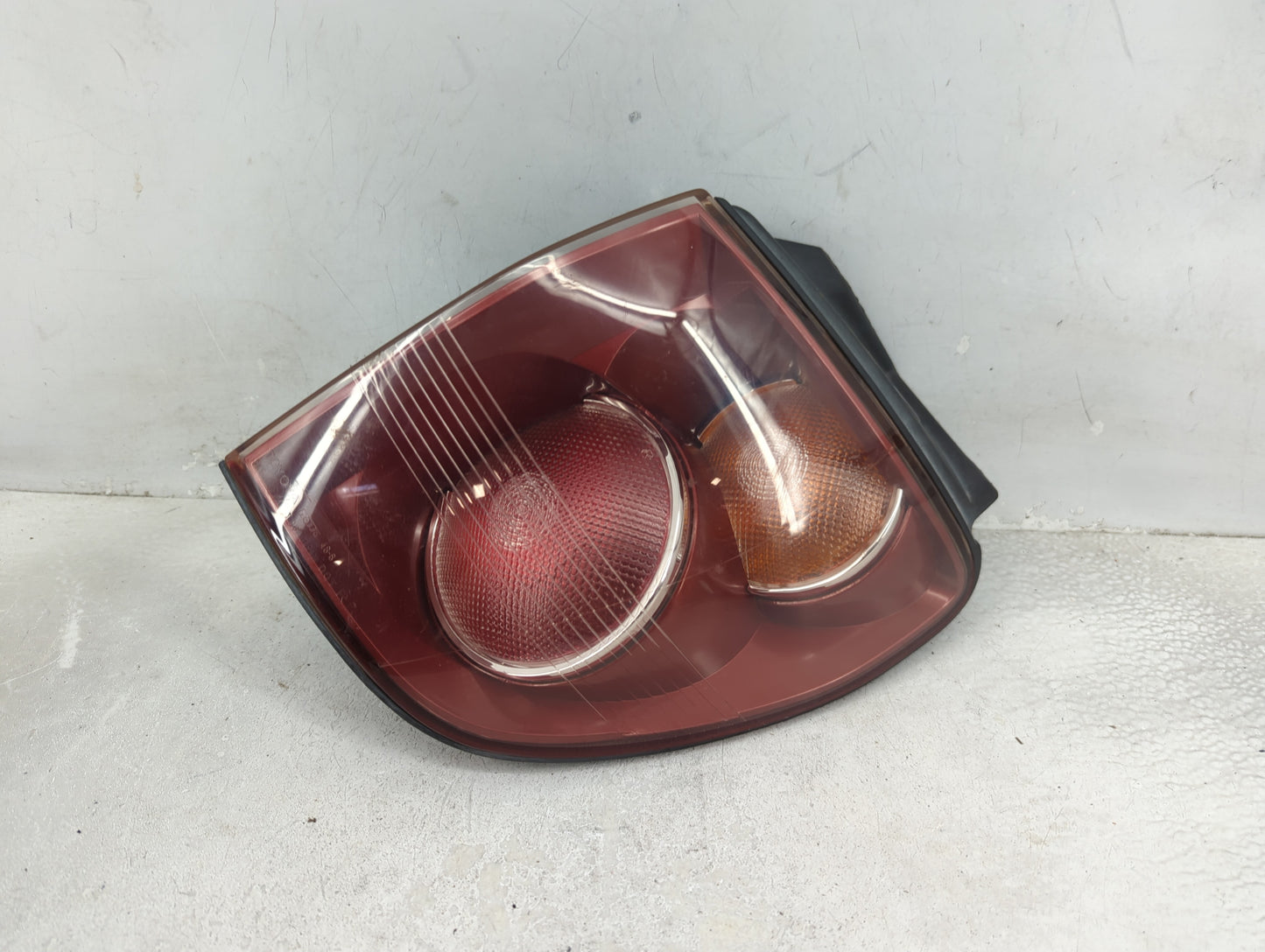 1999-2000 Lexus Rx300 Tail Light Assembly Passenger Right OEM Fits Fits 1999 2000 OEM Used Auto Parts - Oemusedautoparts1.co