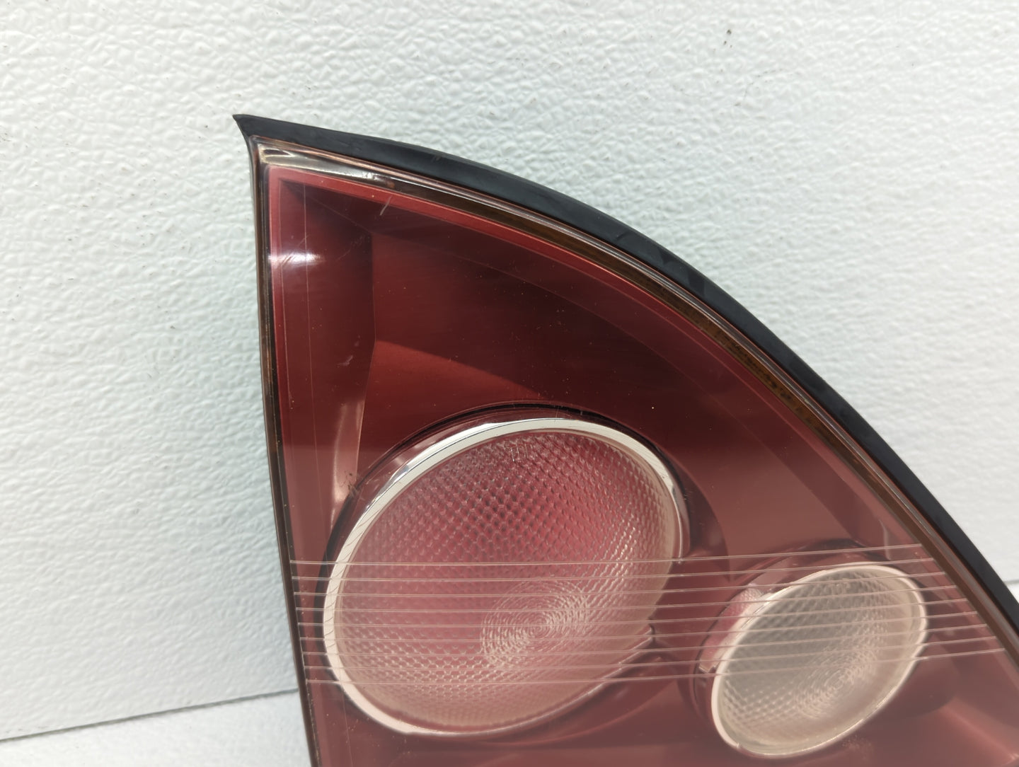 1999-2000 Lexus Rx300 Tail Light Assembly Driver Left OEM Fits Fits 1999 2000 OEM Used Auto Parts - Oemusedautoparts1.com