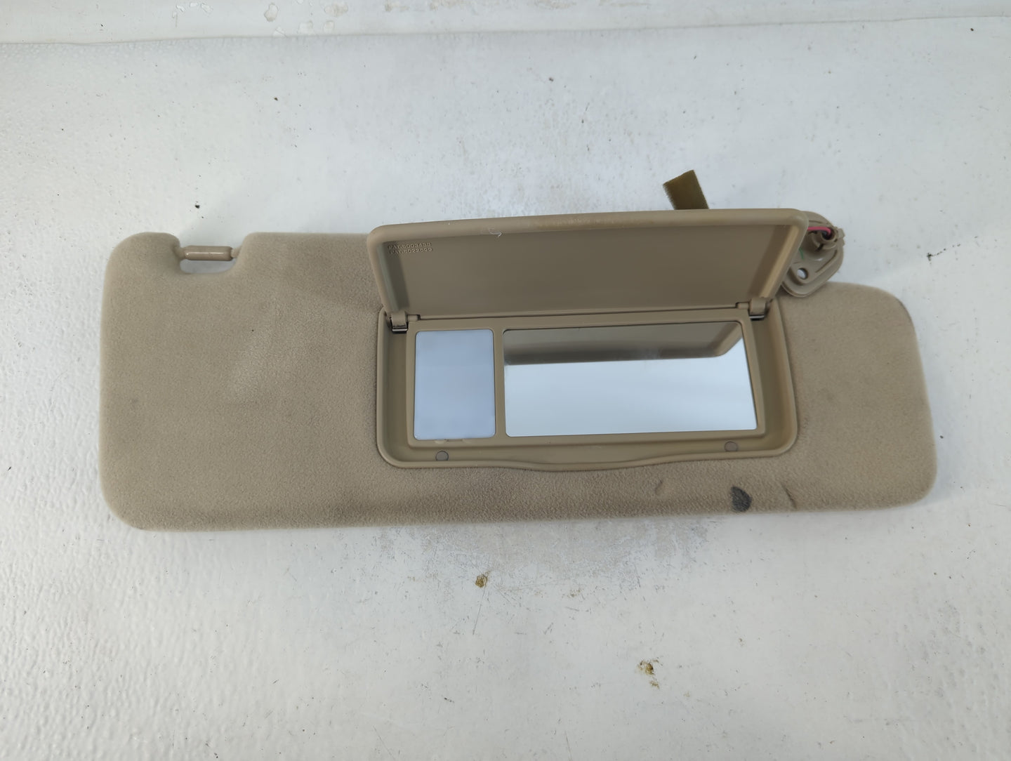 2000 Lexus Rx300 Sun Visor Shade Replacement Passenger Right Mirror Fits OEM Used Auto Parts - Oemusedautoparts1.com