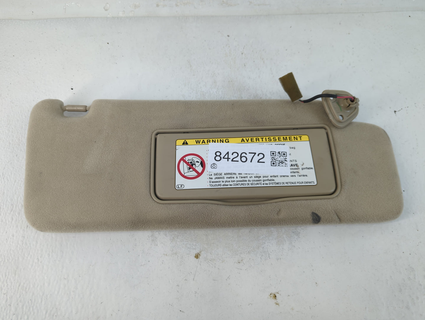 2000 Lexus Rx300 Sun Visor Shade Replacement Passenger Right Mirror Fits OEM Used Auto Parts - Oemusedautoparts1.com