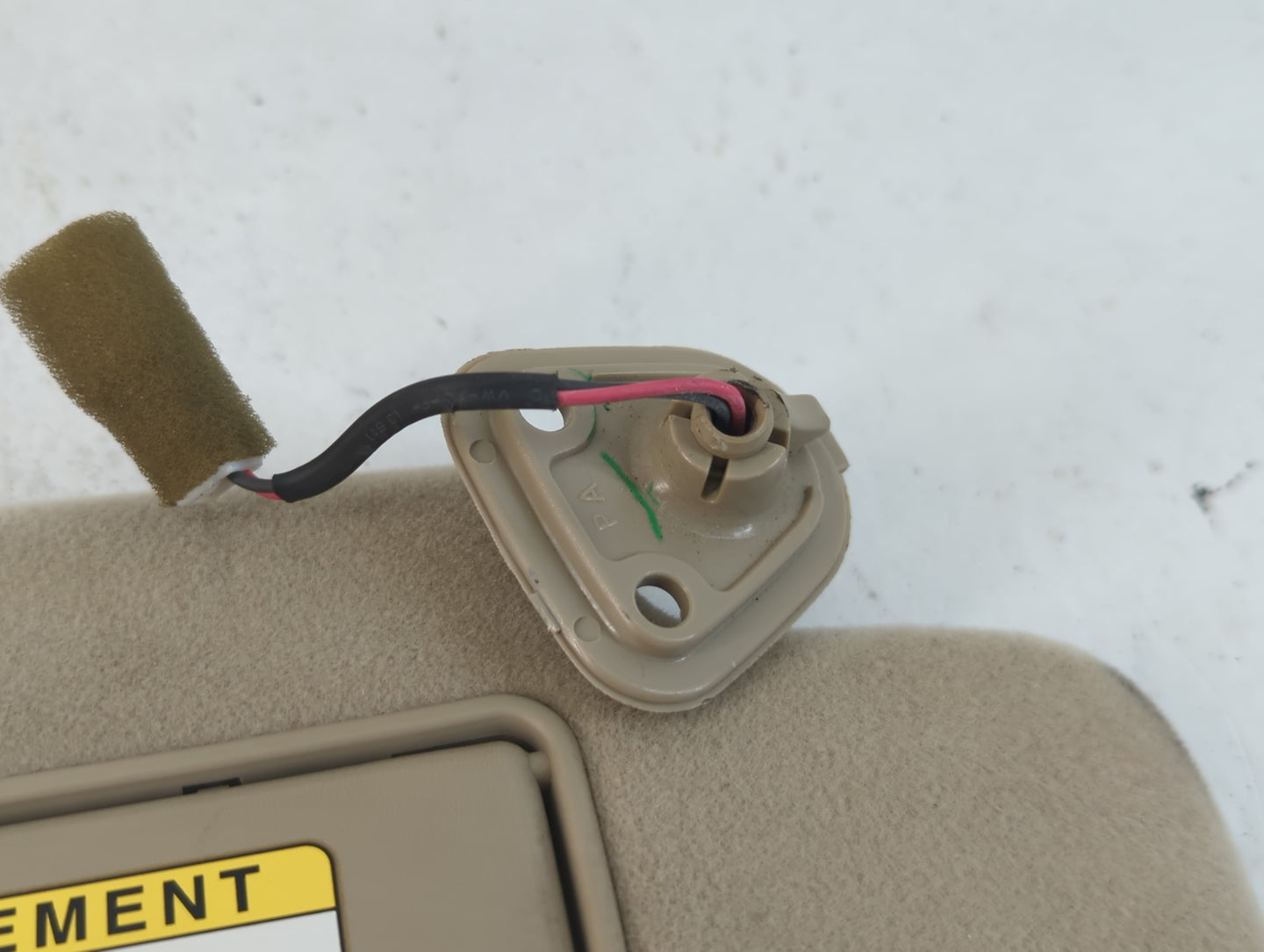 2000 Lexus Rx300 Sun Visor Shade Replacement Passenger Right Mirror Fits OEM Used Auto Parts - Oemusedautoparts1.com