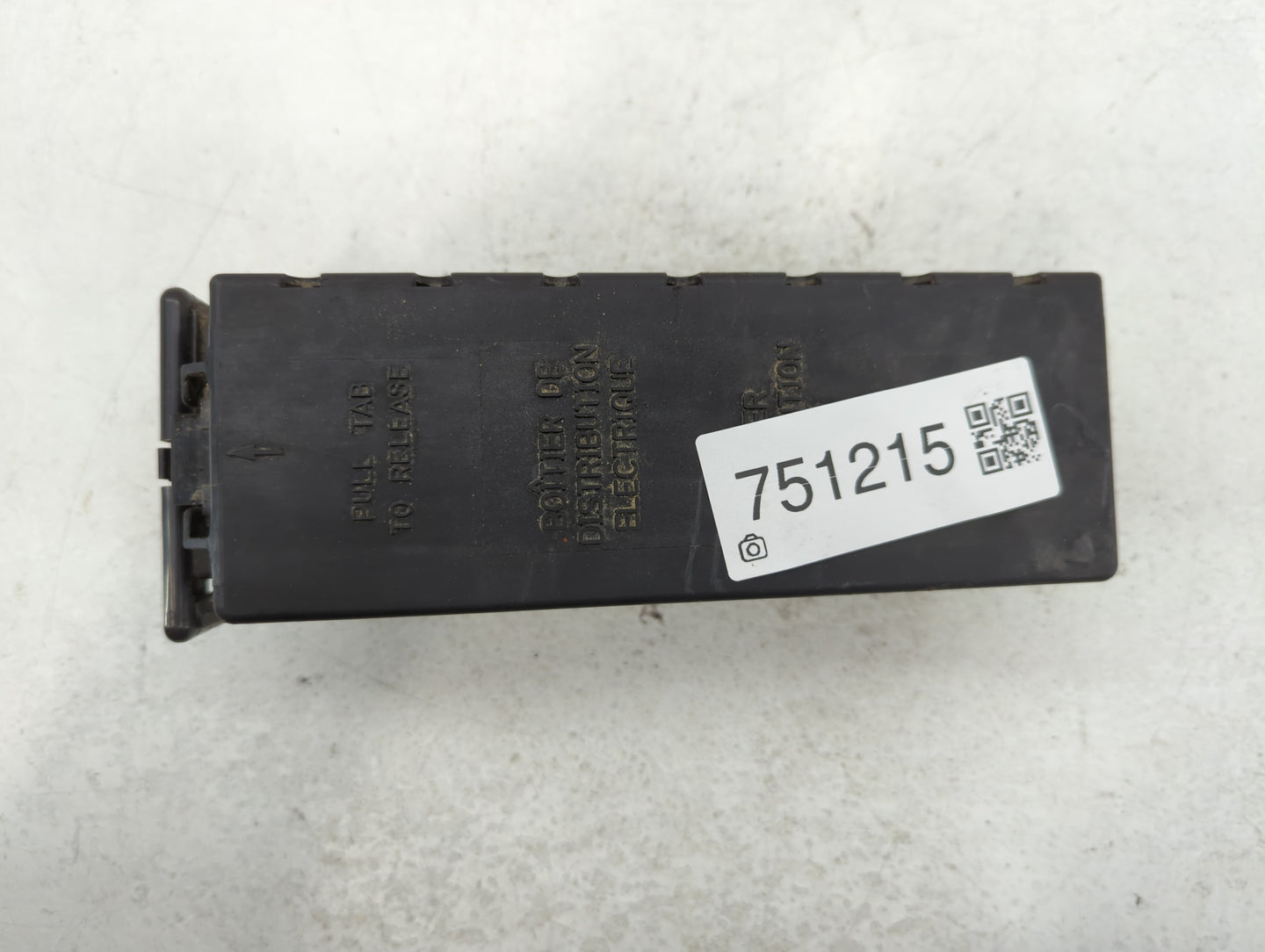 2000 Lincoln Continental Fusebox Fuse Box Panel Relay Module P/N:YF3T 14290 BG 164-0816 Fits OEM Used Auto Parts - Oemusedau
