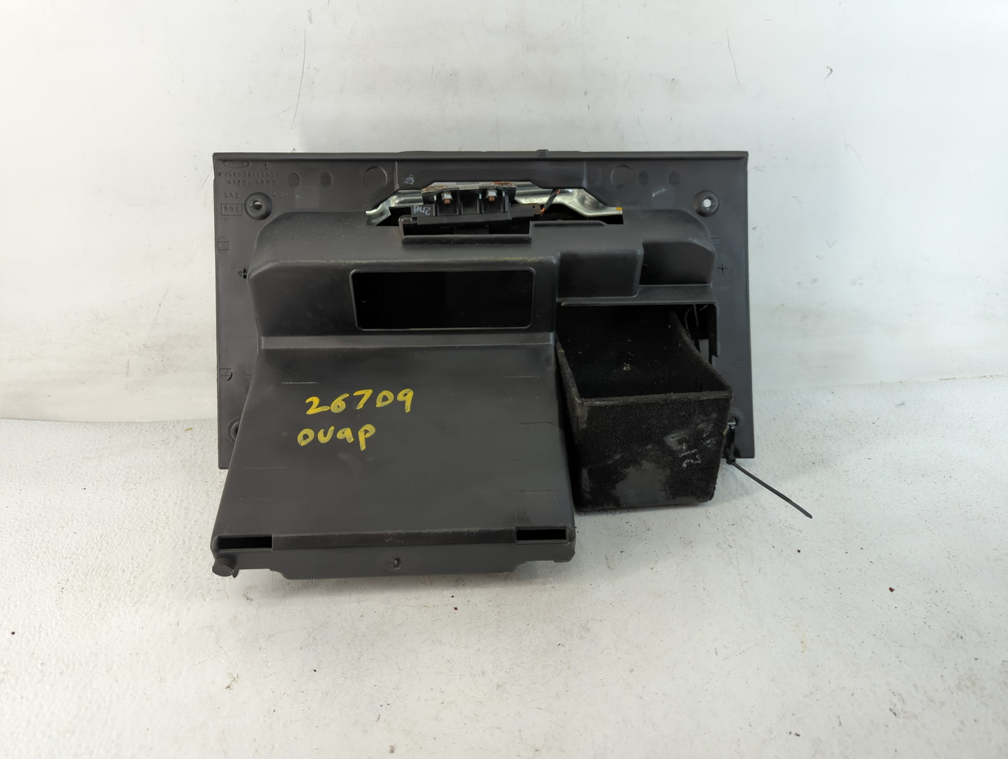 2000 Lincoln Ls Passenger Glove Box Door Storage Compartment - Oemusedautoparts1.com