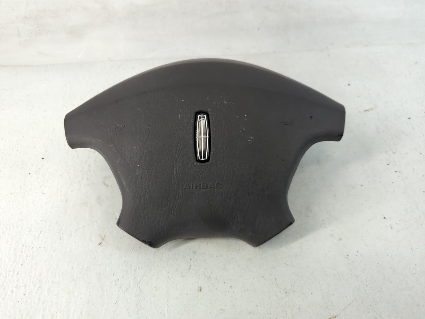 2000 Lincoln Ls Air Bag Driver Left Steering Wheel Mounted P/N:1AHA309M10010 Fits OEM Used Auto Parts - Oemusedautoparts1.co