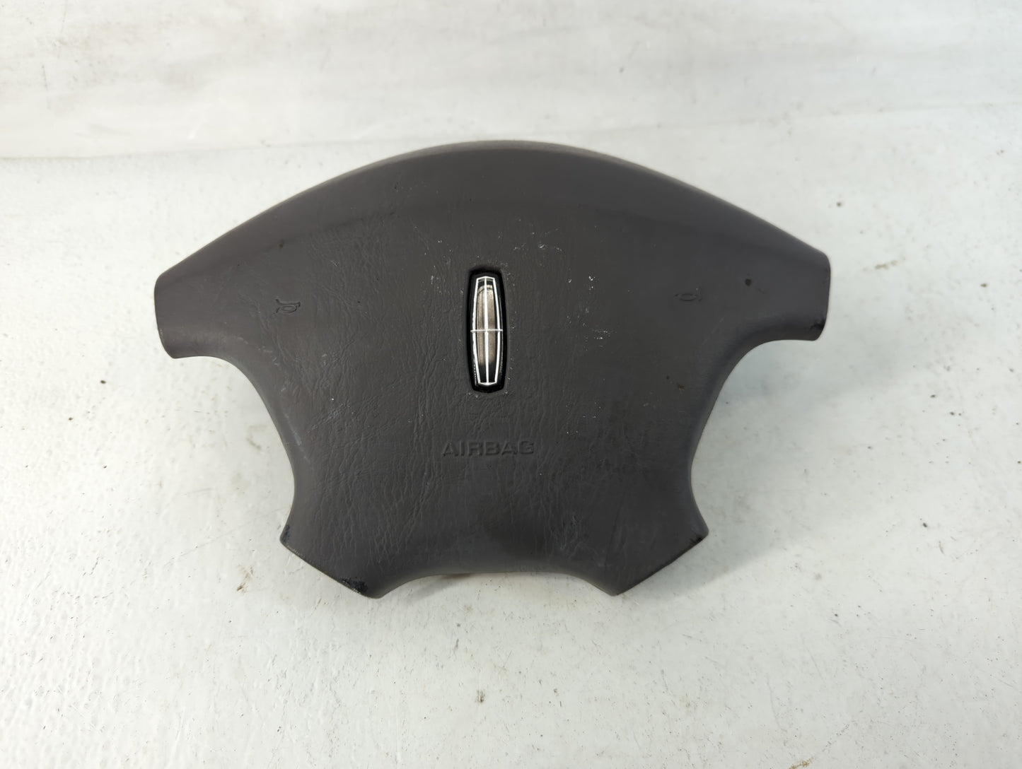 2000 Lincoln Ls Air Bag Driver Left Steering Wheel Mounted P/N:1AHA309M10010 Fits OEM Used Auto Parts - Oemusedautoparts1.co