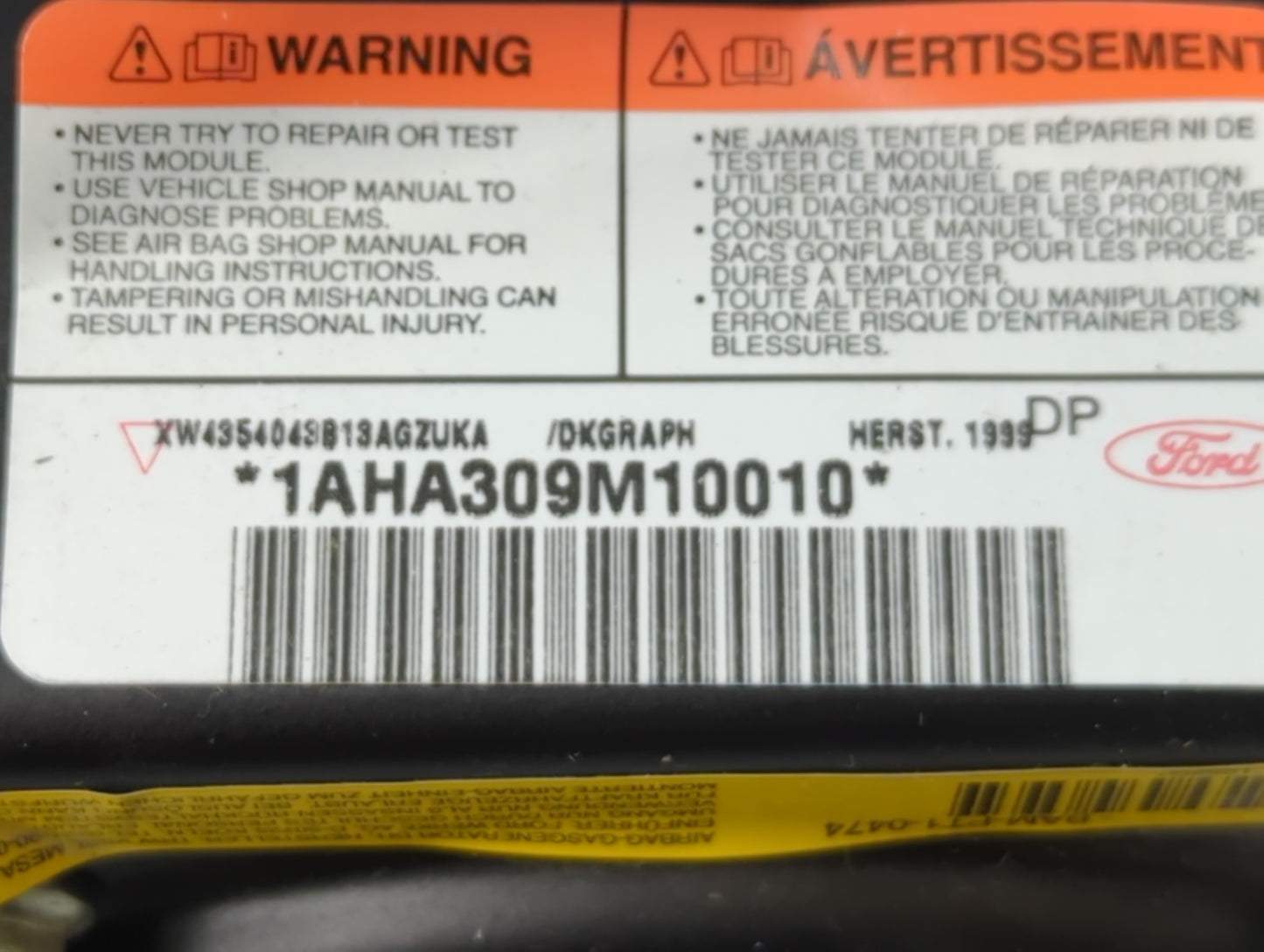 2000 Lincoln Ls Air Bag Driver Left Steering Wheel Mounted P/N:1AHA309M10010 Fits OEM Used Auto Parts - Oemusedautoparts1.co